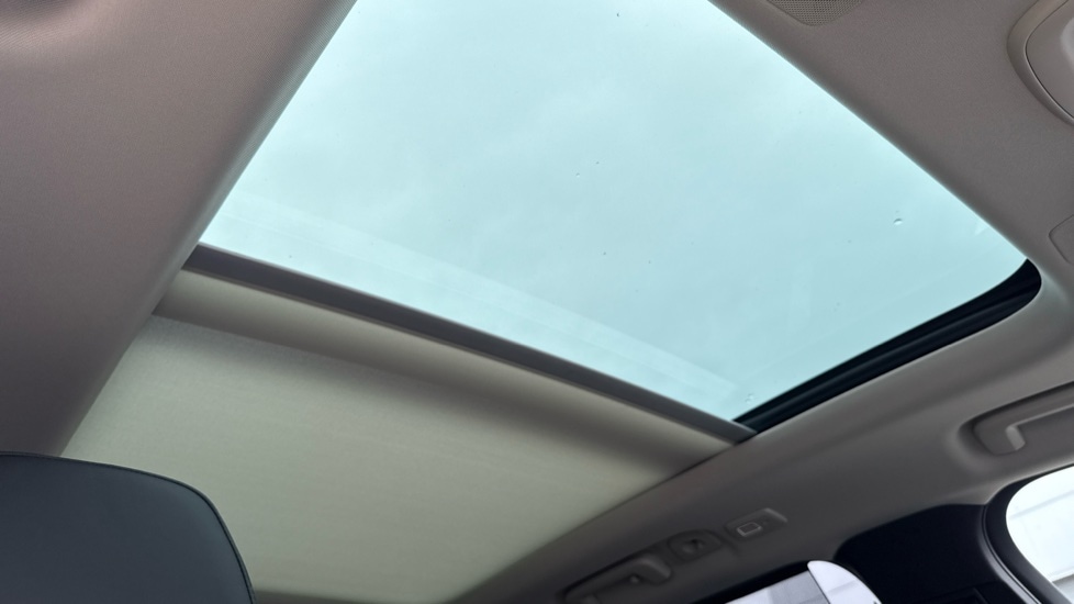 Used Volvo XC90 2025 for sale - 76507676: Photo 32