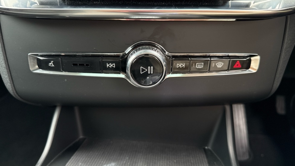 Used Volvo XC90 2025 for sale - 76507676: Photo 37