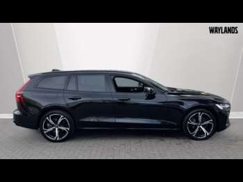 Used Volvo V60 2023 for sale - 74345683: Photo