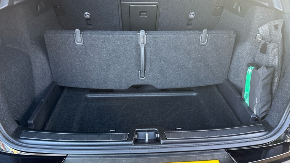 Used Volvo XC40 2025 for sale - 76881817: Photo 16