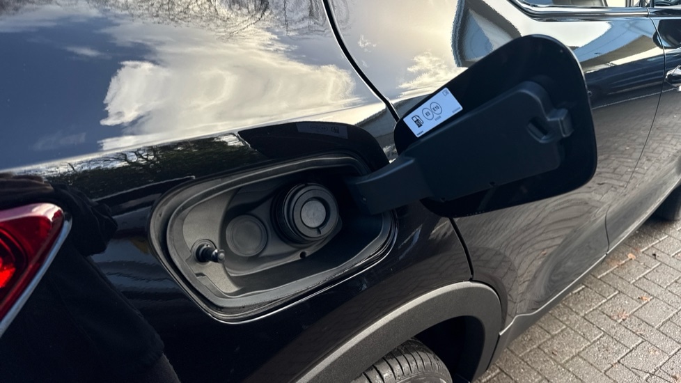 Used Volvo XC40 2025 for sale - 76881817: Photo 23