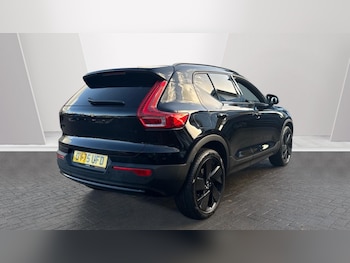 Used Volvo XC40 2025 for sale - 76881817: Photo