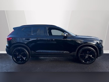 Used Volvo XC40 2025 for sale - 76881817: Photo