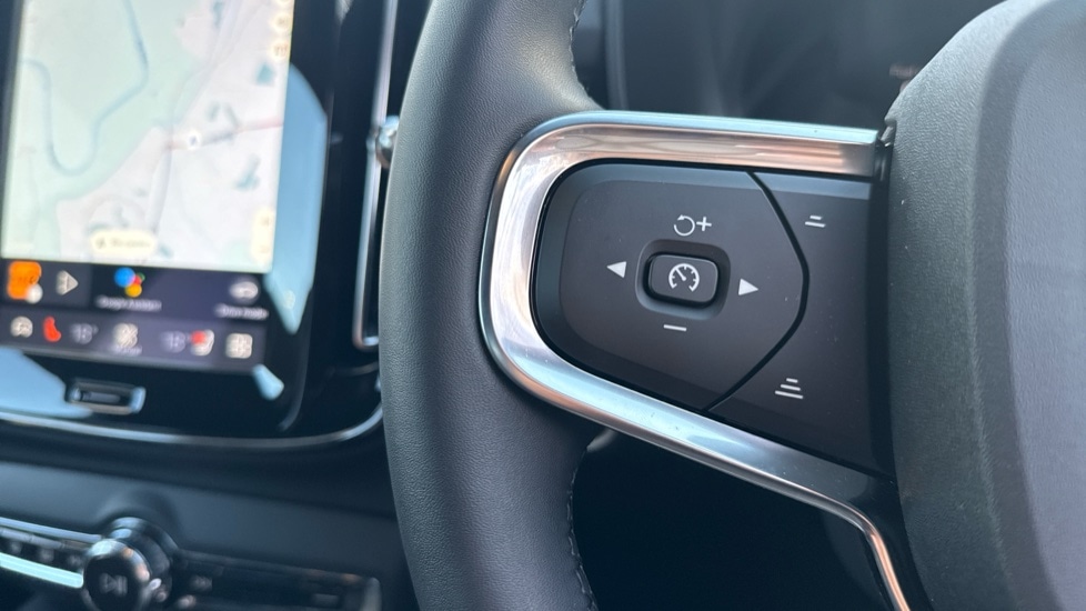 Used Volvo XC40 2025 for sale - 76881817: Photo 42