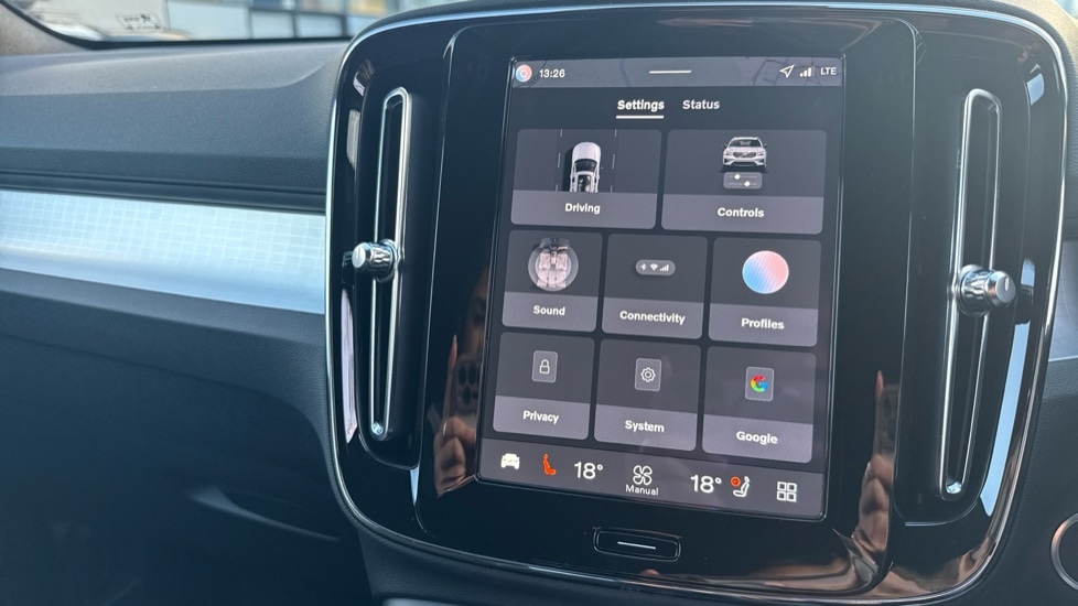 Used Volvo XC40 2025 for sale - 76881817: Photo 54