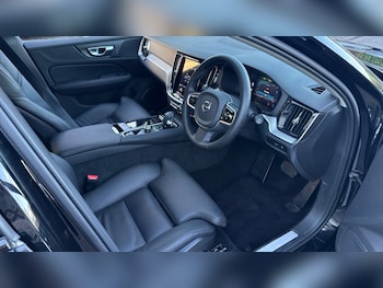 Used Volvo V60 2025 for sale - 76954303: Photo