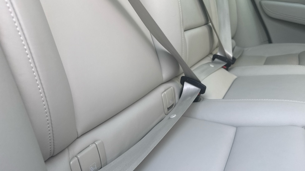 Used Volvo XC60 2021 for sale - 77979005: Photo 15