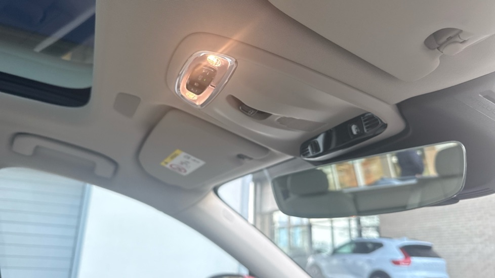 Used Volvo XC60 2021 for sale - 77979005: Photo 38