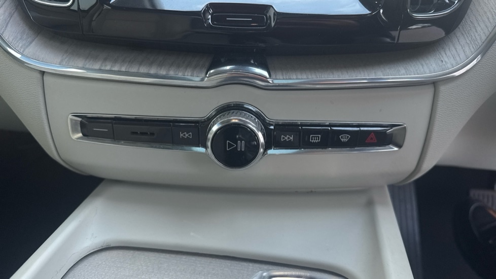 Used Volvo XC60 2021 for sale - 77979005: Photo 47