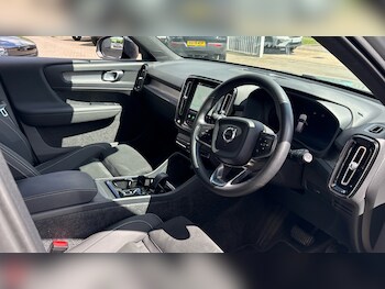Used Volvo XC40 2025 for sale - 78844398: Photo