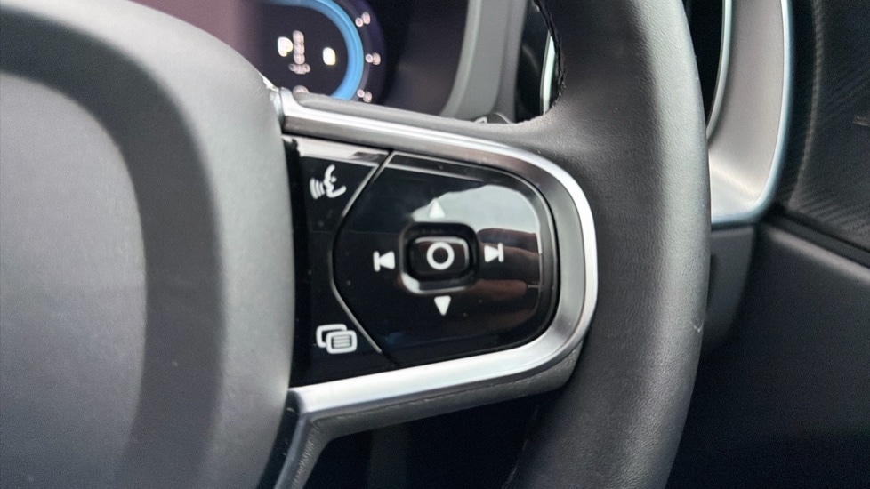 Used Volvo XC60 2022 for sale - 77316066: Photo 21