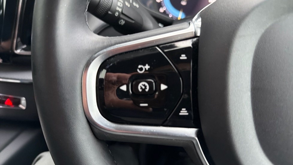 Used Volvo XC60 2022 for sale - 77316066: Photo 22