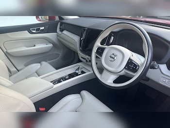 Used Volvo XC60 2021 for sale - 77480248: Photo