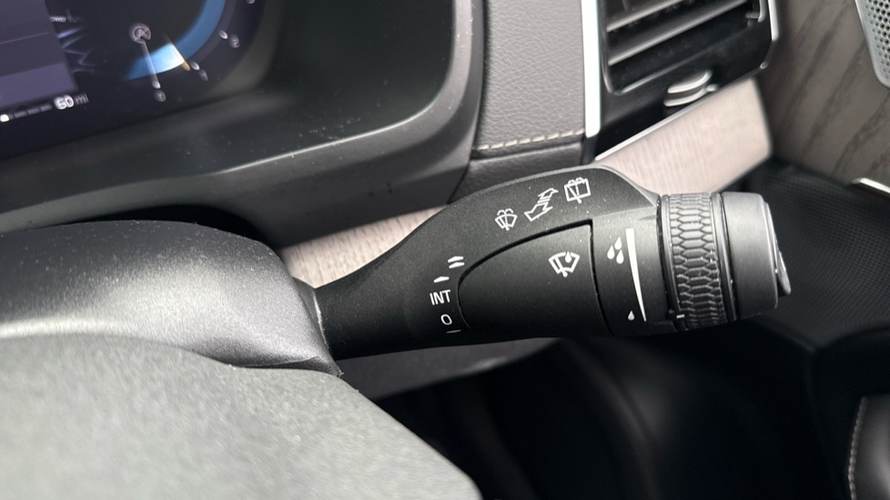 Used Volvo XC90 2024 for sale - 76635727: Photo 41