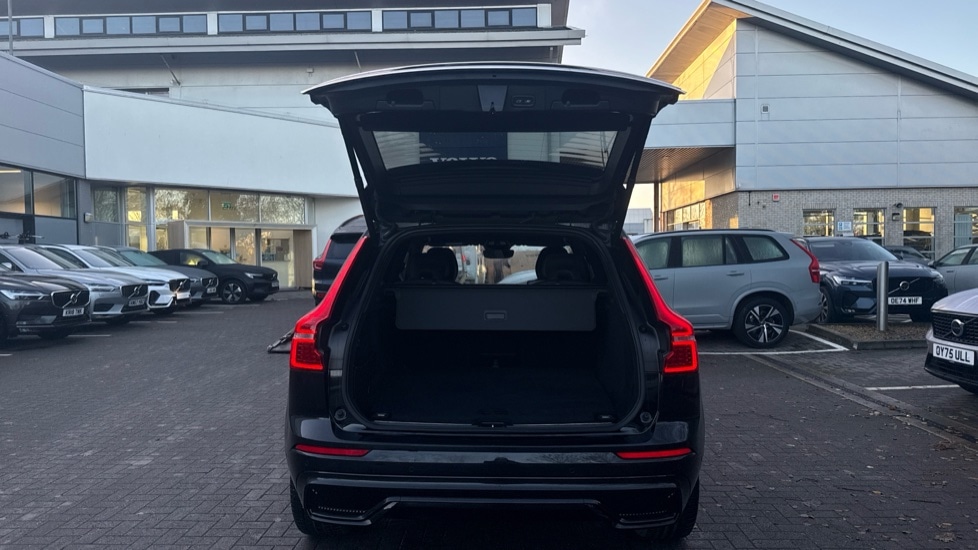 Used Volvo XC60 2025 for sale - 77099093: Photo 13