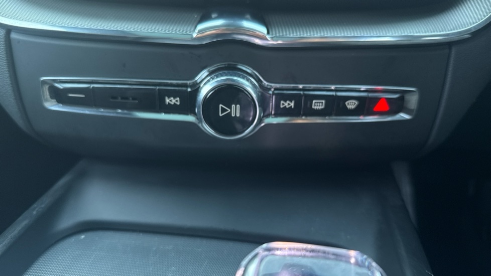 Used Volvo XC60 2025 for sale - 77099093: Photo 20