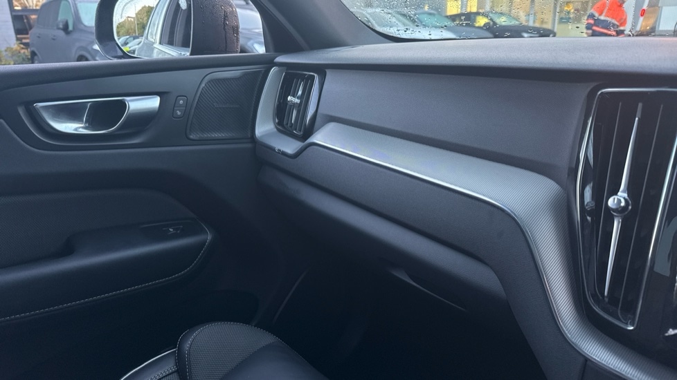 Used Volvo XC60 2025 for sale - 77099093: Photo 37
