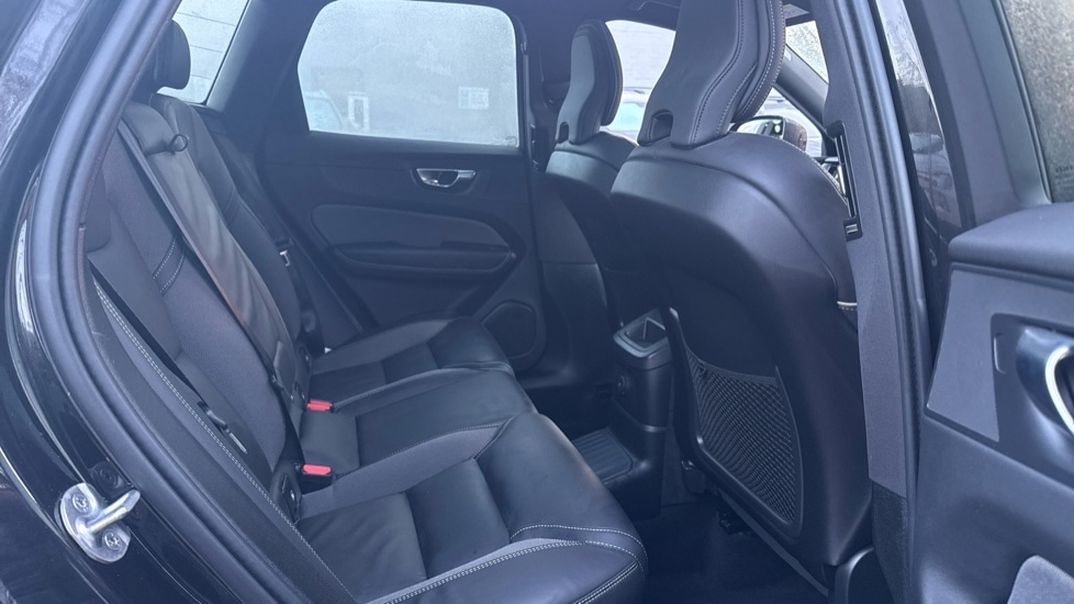 Used Volvo XC60 2025 for sale - 77099093: Photo 6