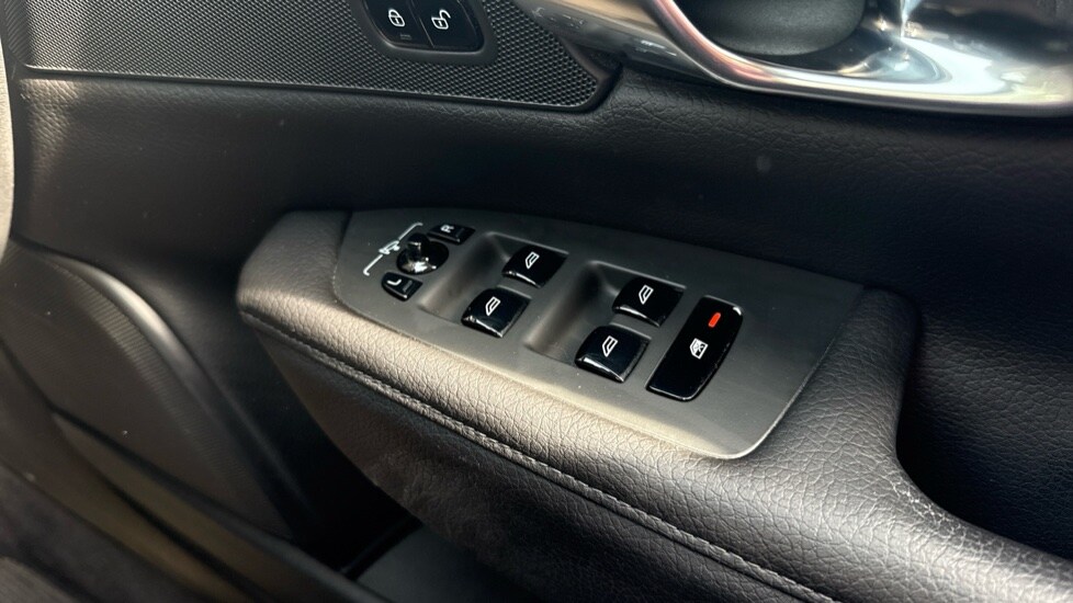 Used Volvo V90 2020 for sale - 78059654: Photo 34