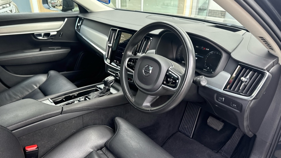 Used Volvo V90 2020 for sale - 78059654: Photo 4