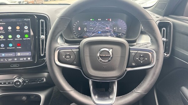 Used Volvo XC40 2025 for sale - 76183873: Photo 10