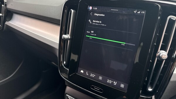 Used Volvo XC40 2025 for sale - 76183873: Photo 14