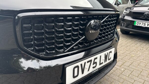 Used Volvo XC40 2025 for sale - 76183873: Photo 22