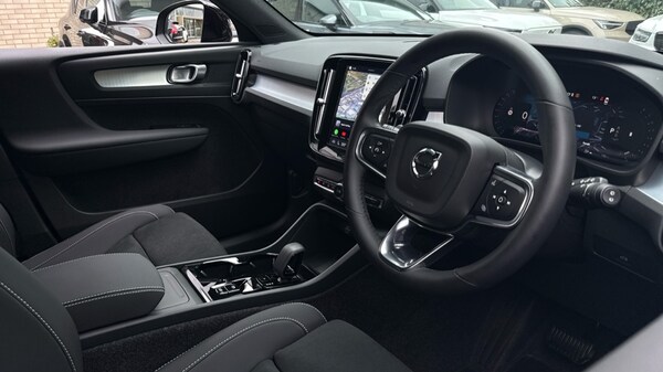 Used Volvo XC40 2025 for sale - 76183873: Photo 26