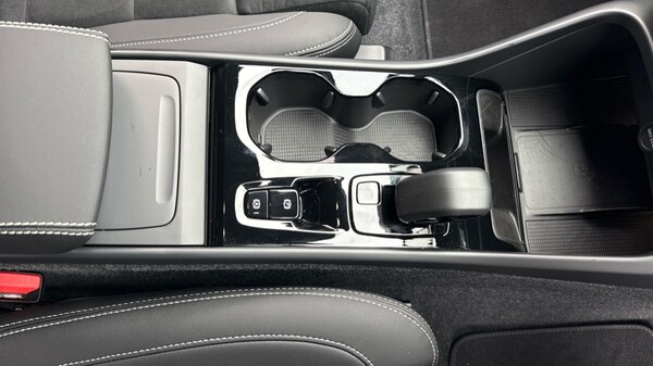 Used Volvo XC40 2025 for sale - 76183873: Photo 35