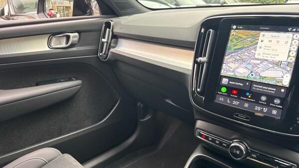Used Volvo XC40 2025 for sale - 76183873: Photo 38