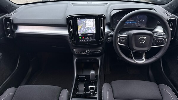 Used Volvo XC40 2025 for sale - 76183873: Photo 5