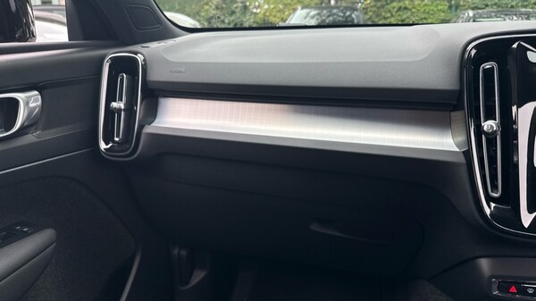 Used Volvo XC40 2025 for sale - 76183873: Photo 61