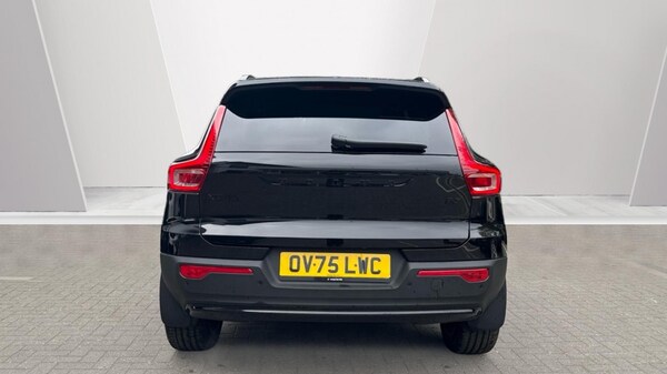 Used Volvo XC40 2025 for sale - 76183873: Photo 7