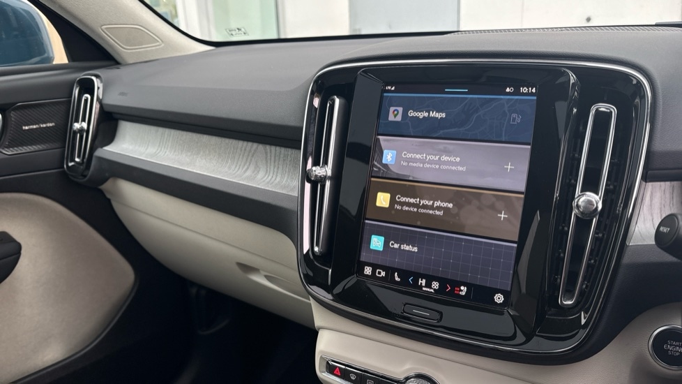 Used Volvo XC40 2025 for sale - 77706382: Photo 12