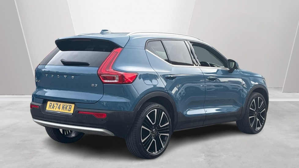 Used Volvo XC40 2025 for sale - 77706382: Photo 2