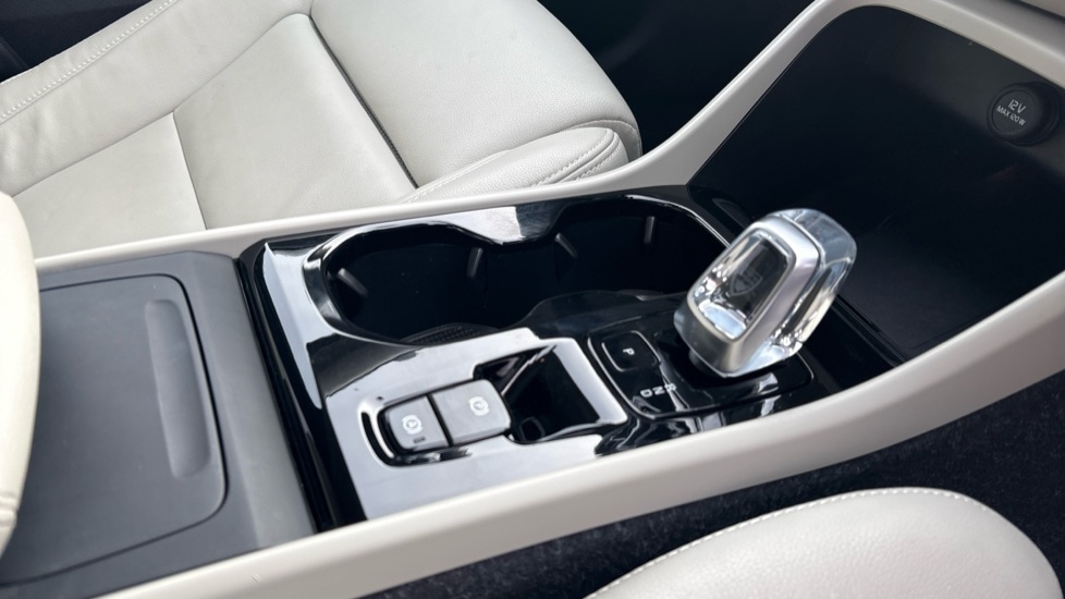 Used Volvo XC40 2025 for sale - 77706382: Photo 35