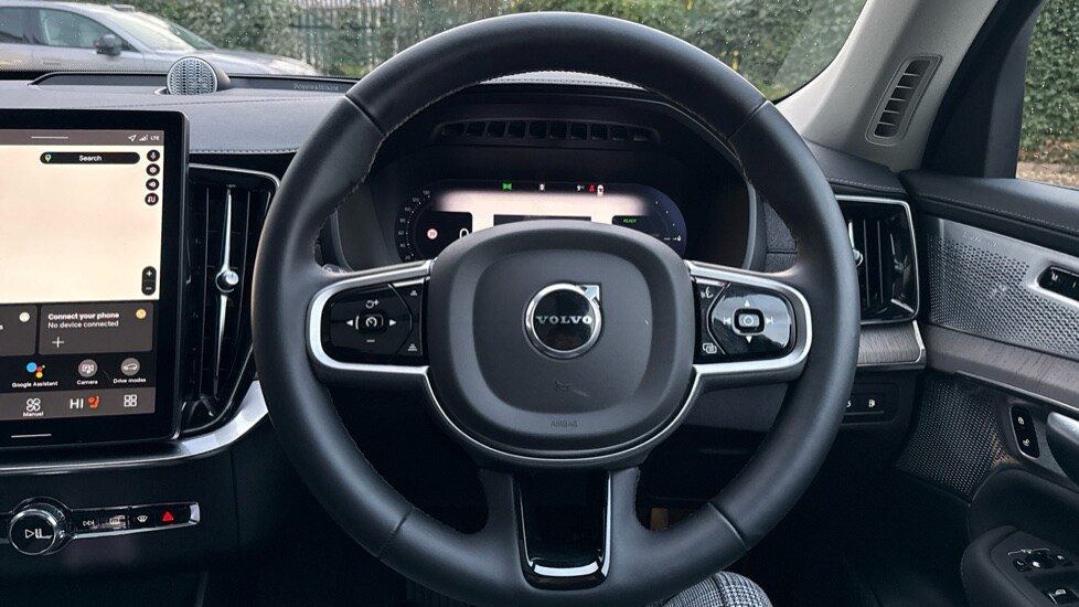 Used Volvo XC90 2025 for sale - 77885309: Photo 10