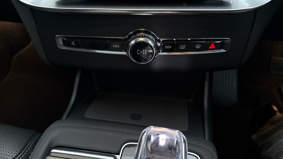 Used Volvo XC90 2025 for sale - 77885309: Photo 42