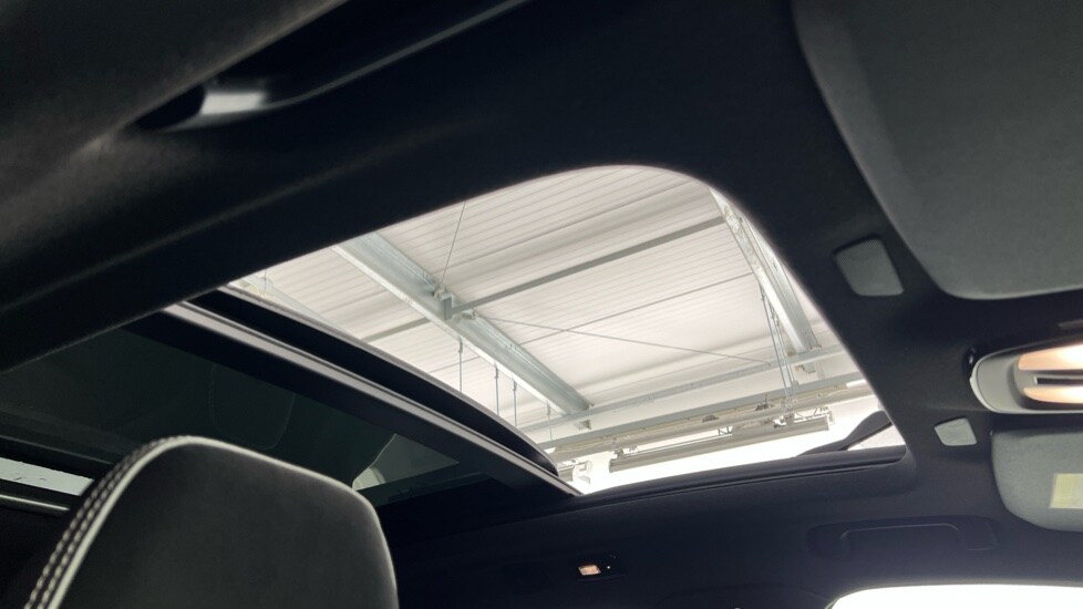 Used Volvo XC40 2025 for sale - 76749889: Photo 15