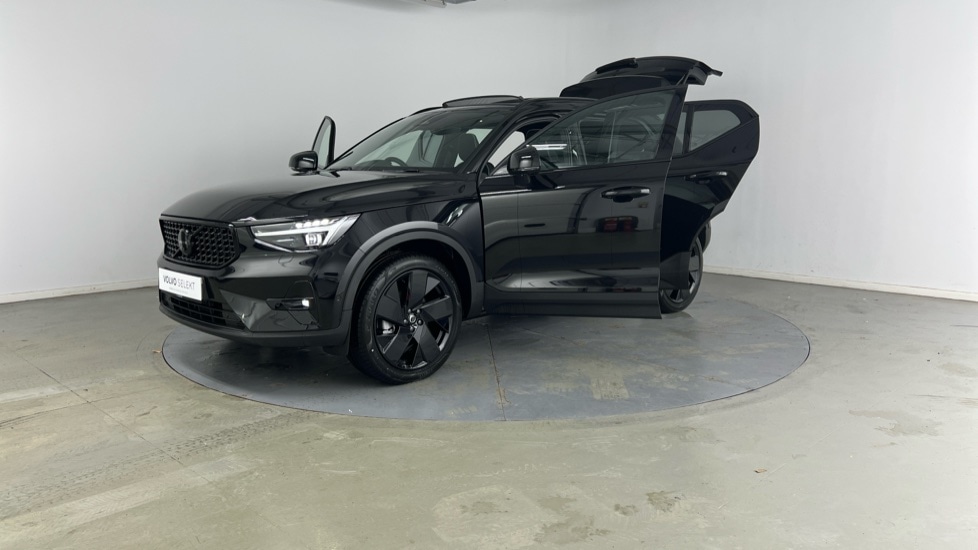 Used Volvo XC40 2025 for sale - 76749889: Photo 16
