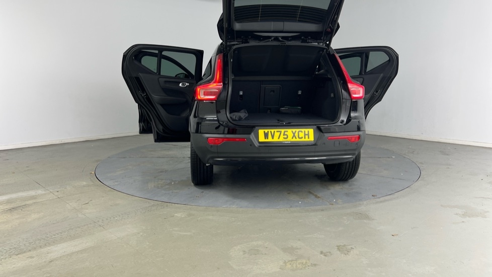 Used Volvo XC40 2025 for sale - 76749889: Photo 34
