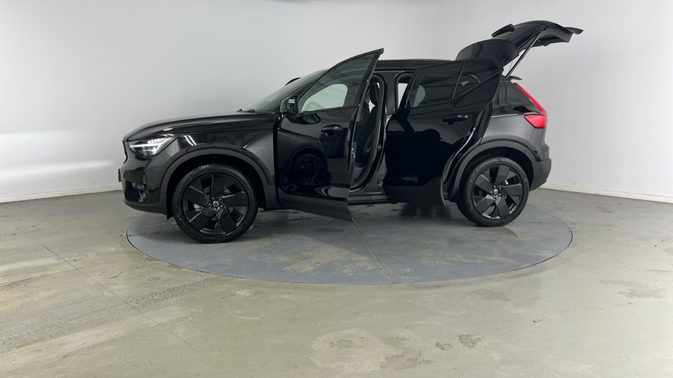 Used Volvo XC40 2025 for sale - 76749889: Photo 41