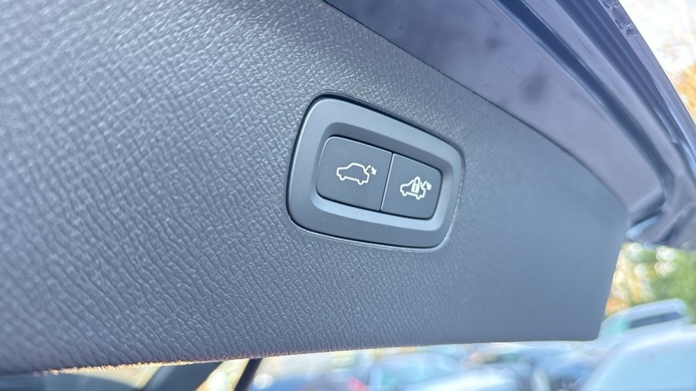 Used Volvo XC90 2025 for sale - 77111596: Photo 44