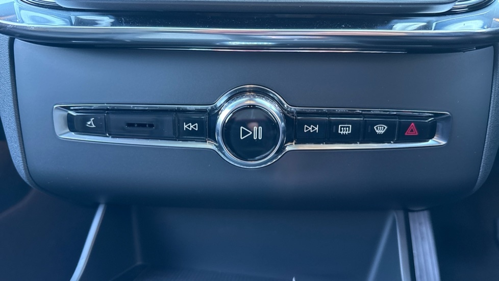 Used Volvo XC90 2025 for sale - 77111596: Photo 57