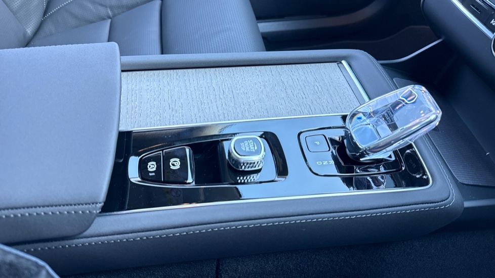 Used Volvo XC90 2025 for sale - 77111596: Photo 59