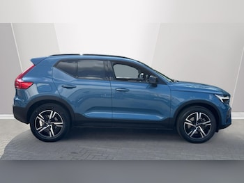 Used Volvo XC40 2023 for sale - 75526684: Photo