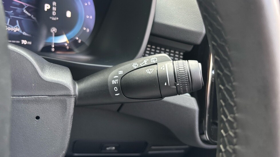 Used Volvo XC40 2025 for sale - 77413825: Photo 17