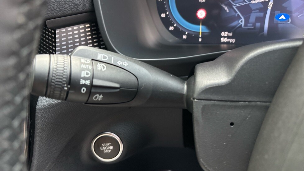 Used Volvo XC40 2025 for sale - 77413825: Photo 18