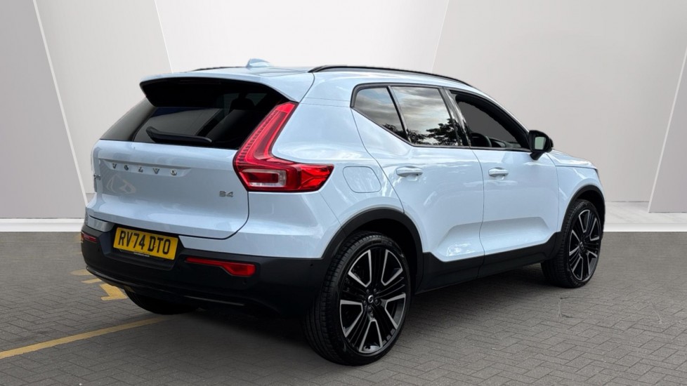 Used Volvo XC40 2025 for sale - 77413825: Photo 2