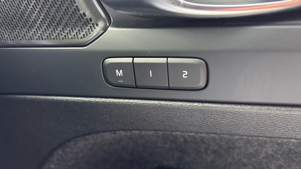 Used Volvo XC40 2025 for sale - 77413825: Photo 21